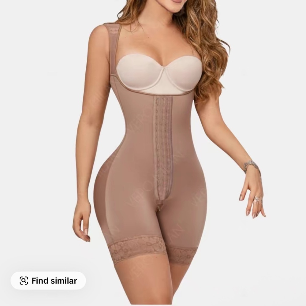 Women's Shapewear Bodysuit Hourglass silhouette